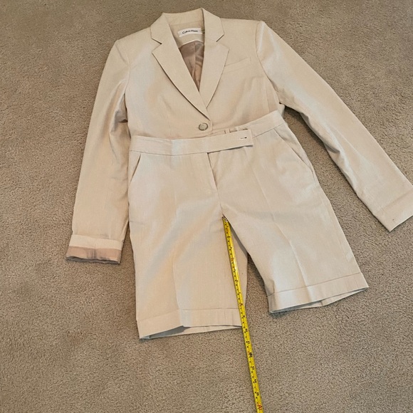 Calvin Klein Chic Beige Blazer and Short Set - Picture 14 of 14